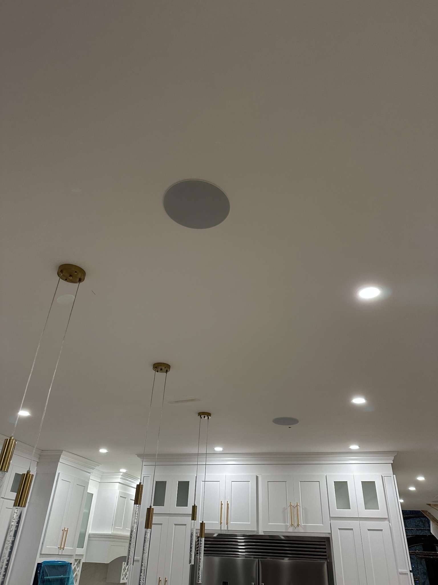 Project 4 – Speaker ceiling installation + cameras