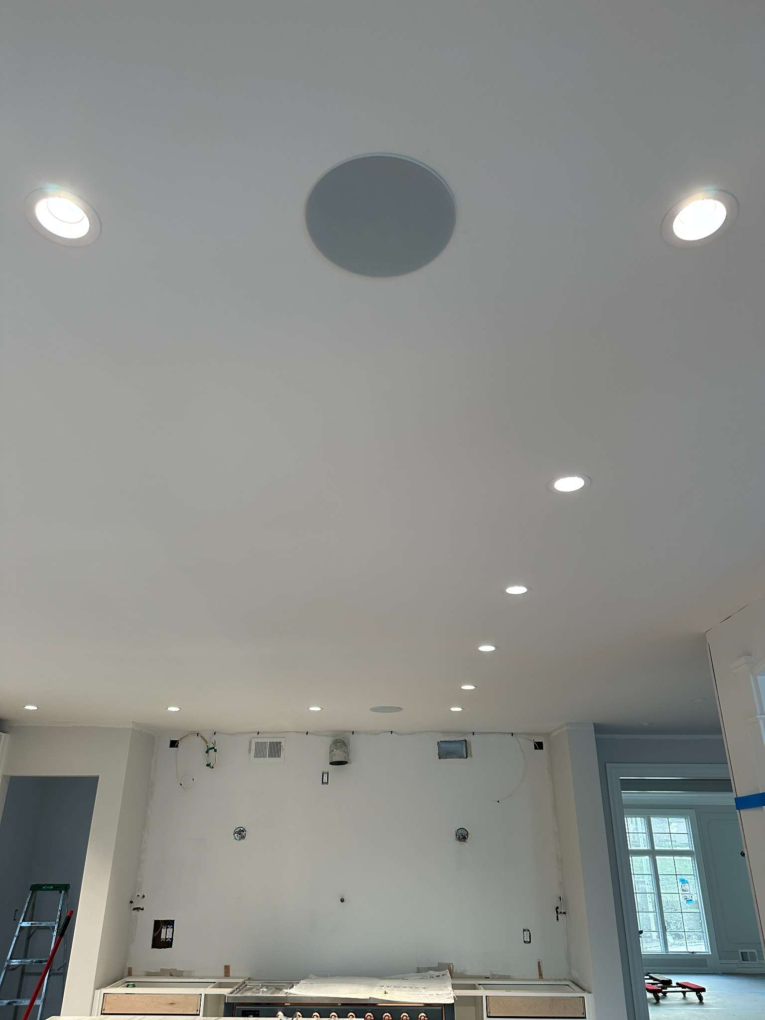 Project 4 – Speaker ceiling installation + cameras